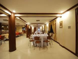 La Roca Veranda Suites & Restaurant Legazpi Dış mekan fotoğraf